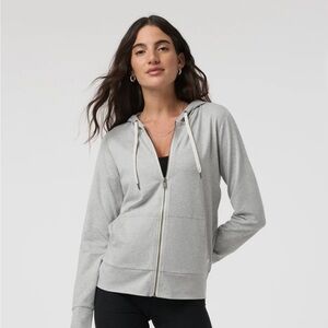 Vuori Gray Long Sleeve Relaxed Hoodie